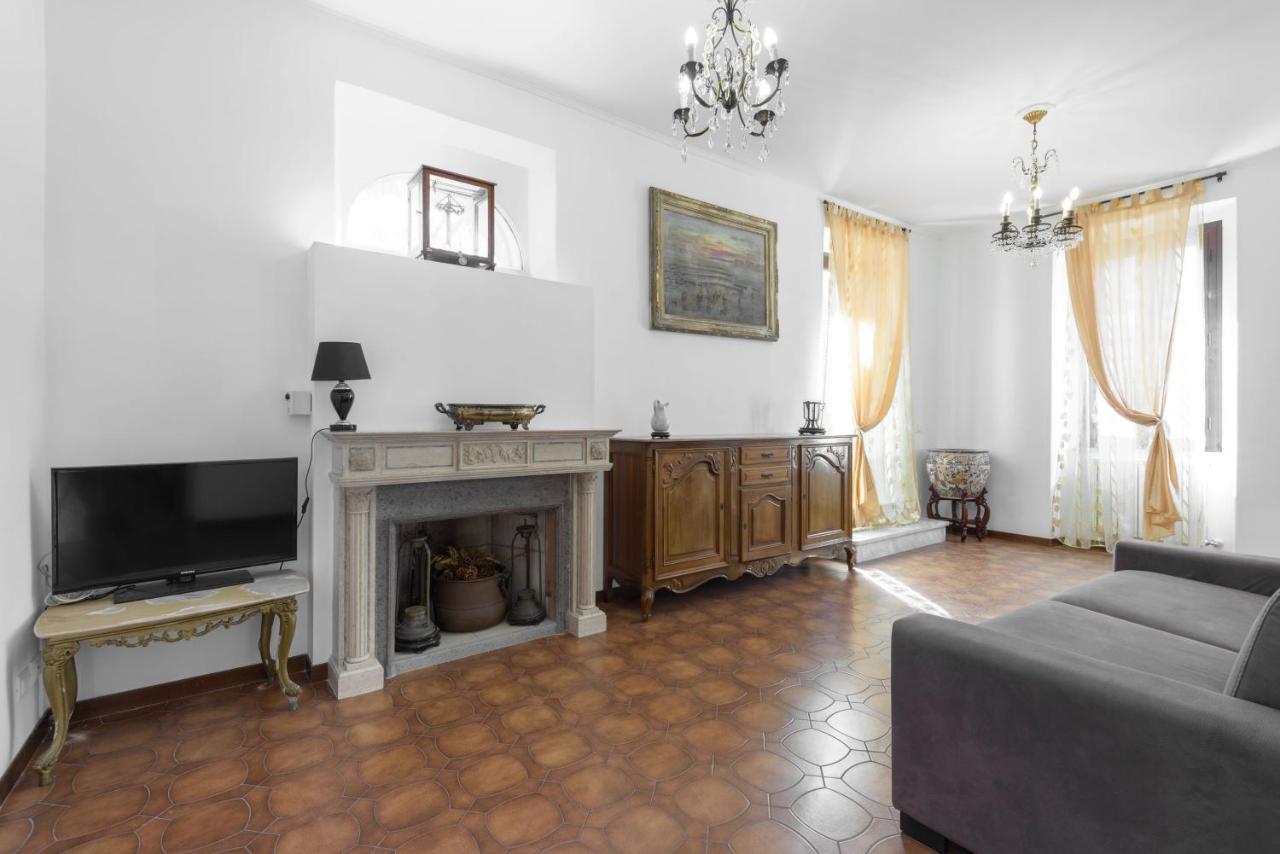 Cornelia Penthouse Bed & Breakfast Rome Exterior photo