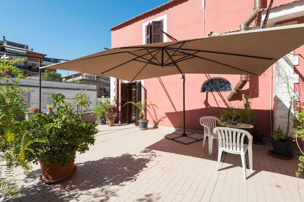 Cornelia Penthouse Bed & Breakfast Rome Exterior photo