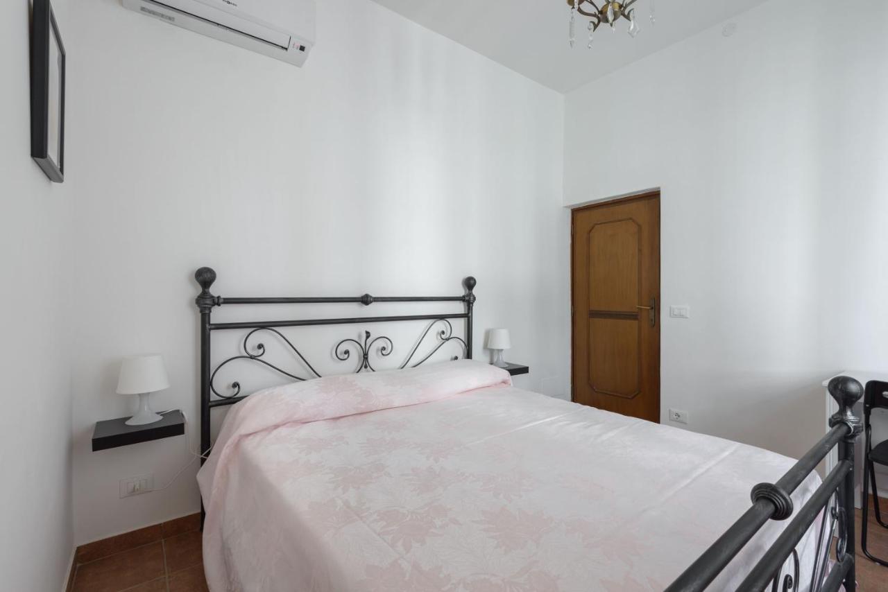 Cornelia Penthouse Bed & Breakfast Rome Exterior photo